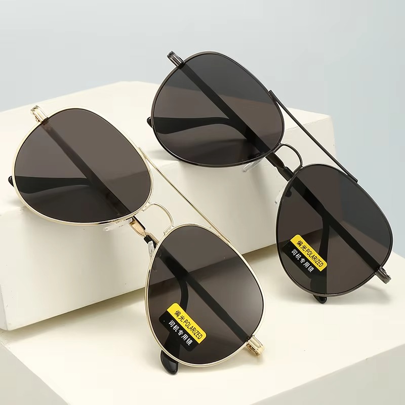 Classic Pilot Polarized Sungla - огляд і ціна Sunglasses Aviator Polarized